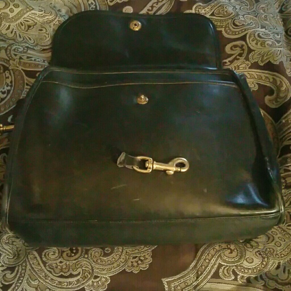 Vintage Coach Crossbody - Picture 3 of 8